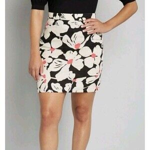 Modcloth My How Marvelous Floral Linen Blend Mini Pencil Skirt Size 8 NWT